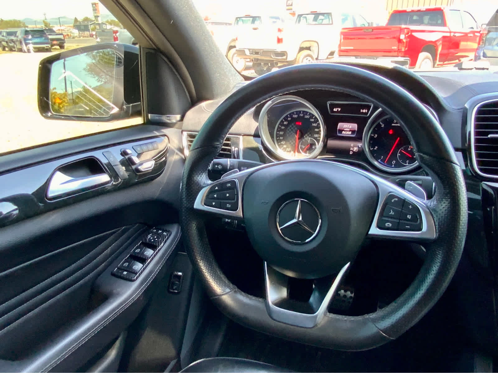 Thumbnail: 2018 Mercedes-Benz GLE - 39