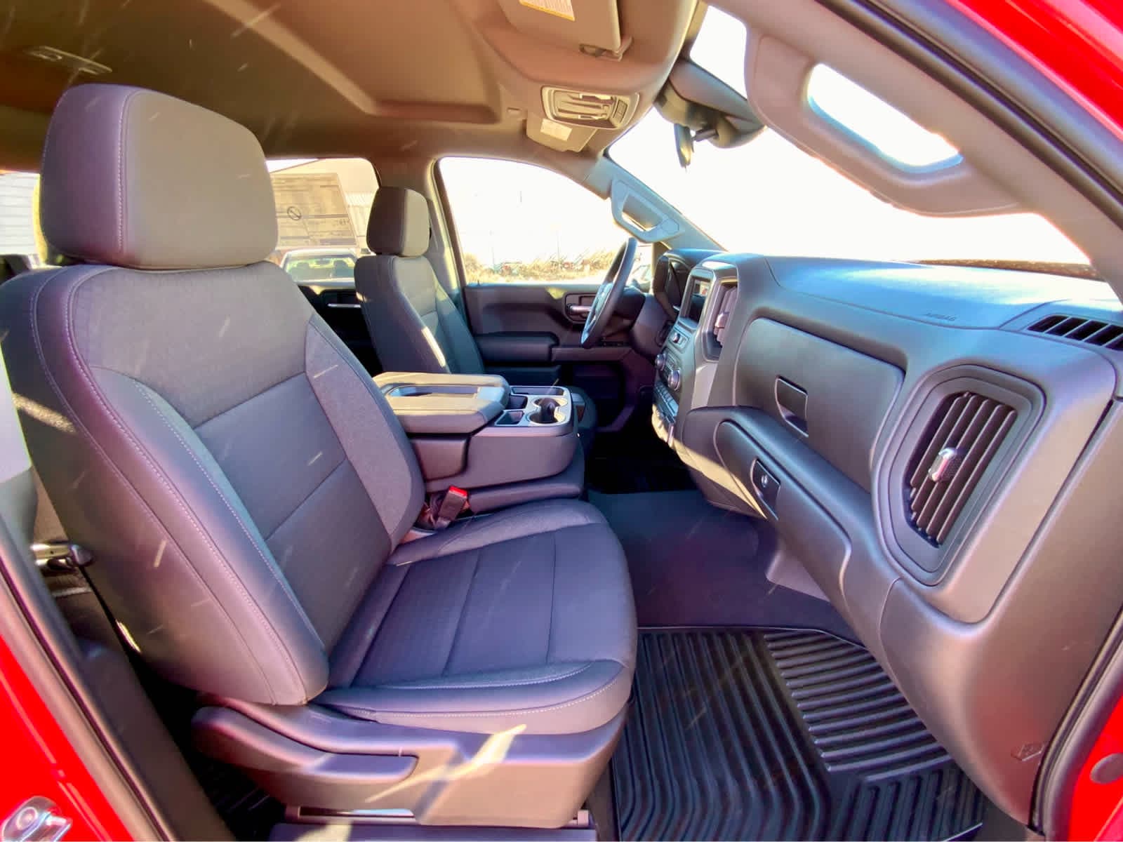 Thumbnail: 2026 Chevrolet Silverado 1500 - 30