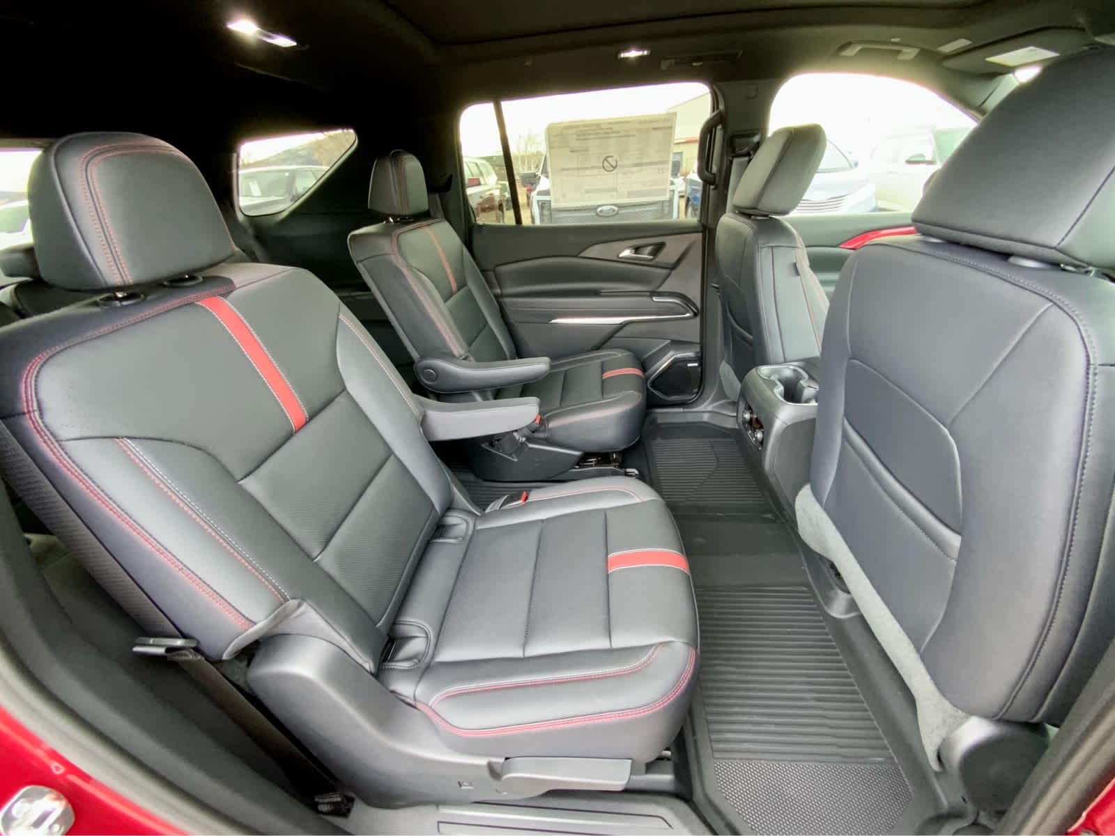 Thumbnail: 2026 Chevrolet Traverse - 28