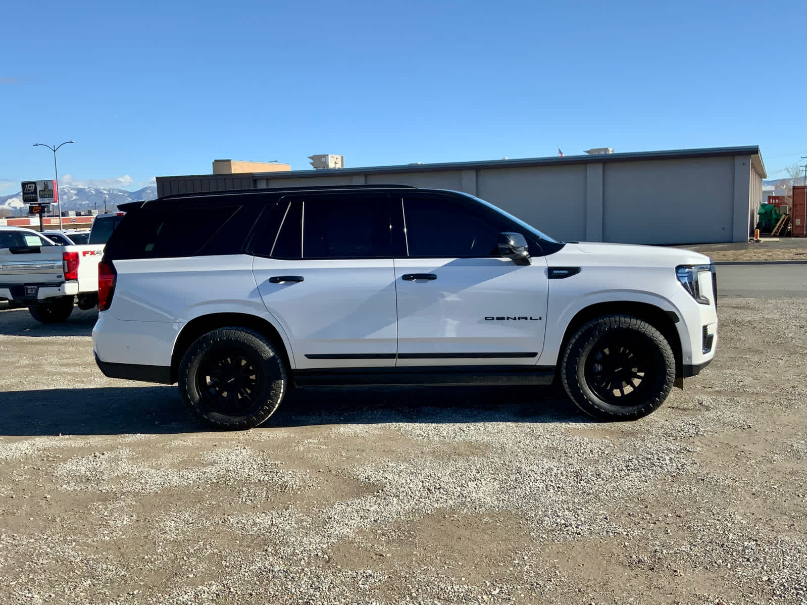 Thumbnail: 2023 GMC Yukon - 6