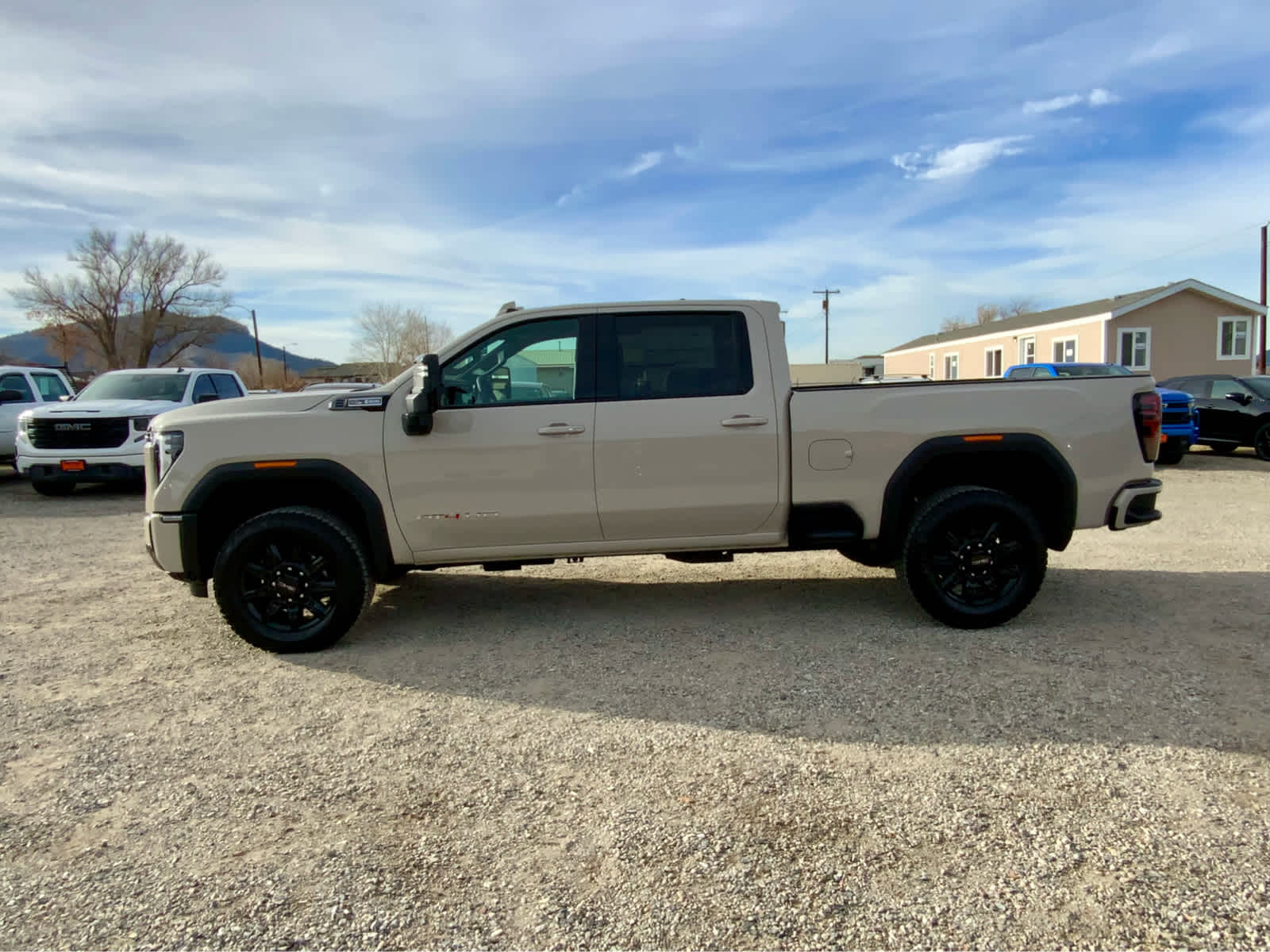 2026 Gmc Sierra 2500 HD AT4 photo 2