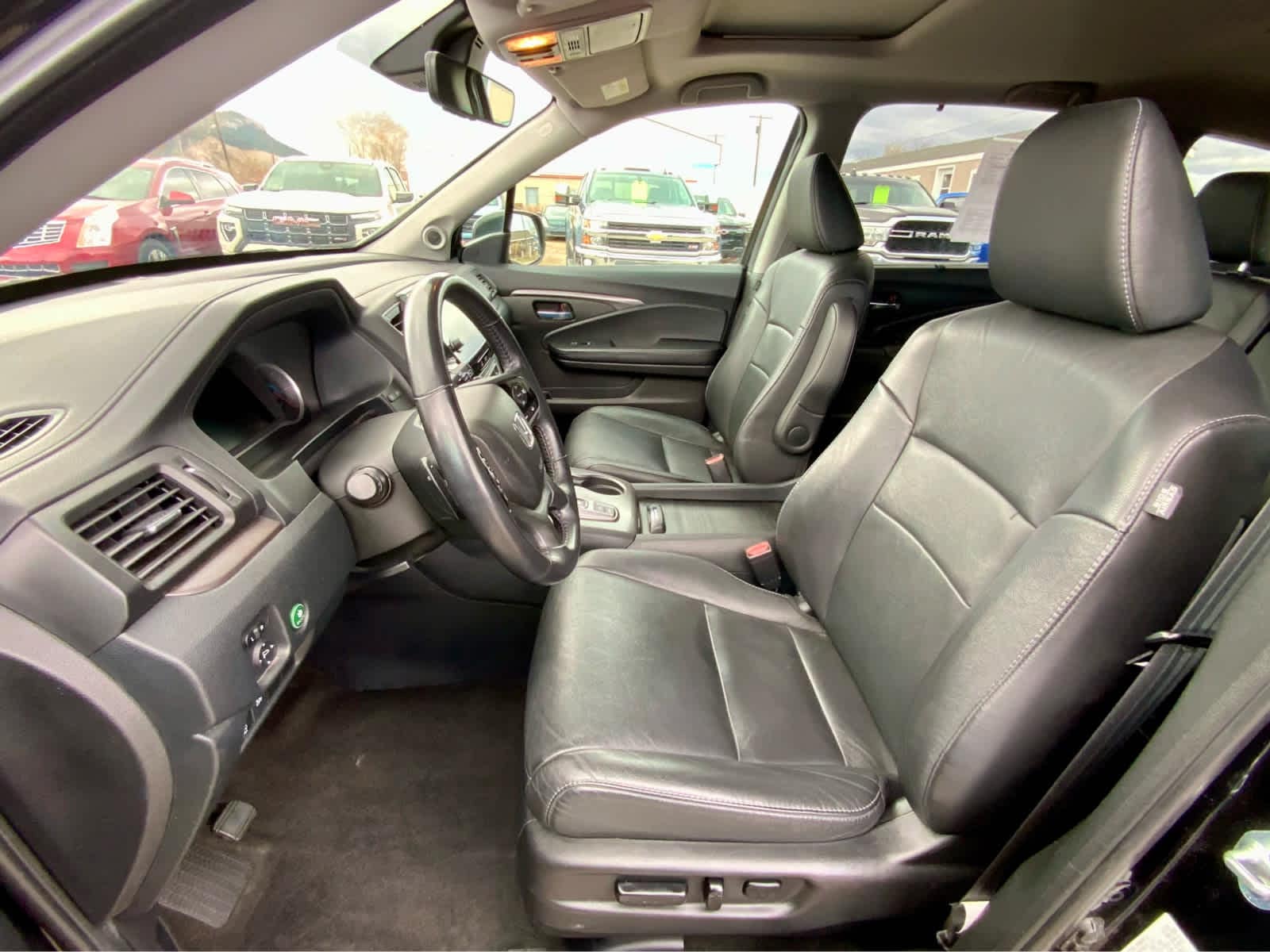 Thumbnail: 2022 Honda Pilot - 24