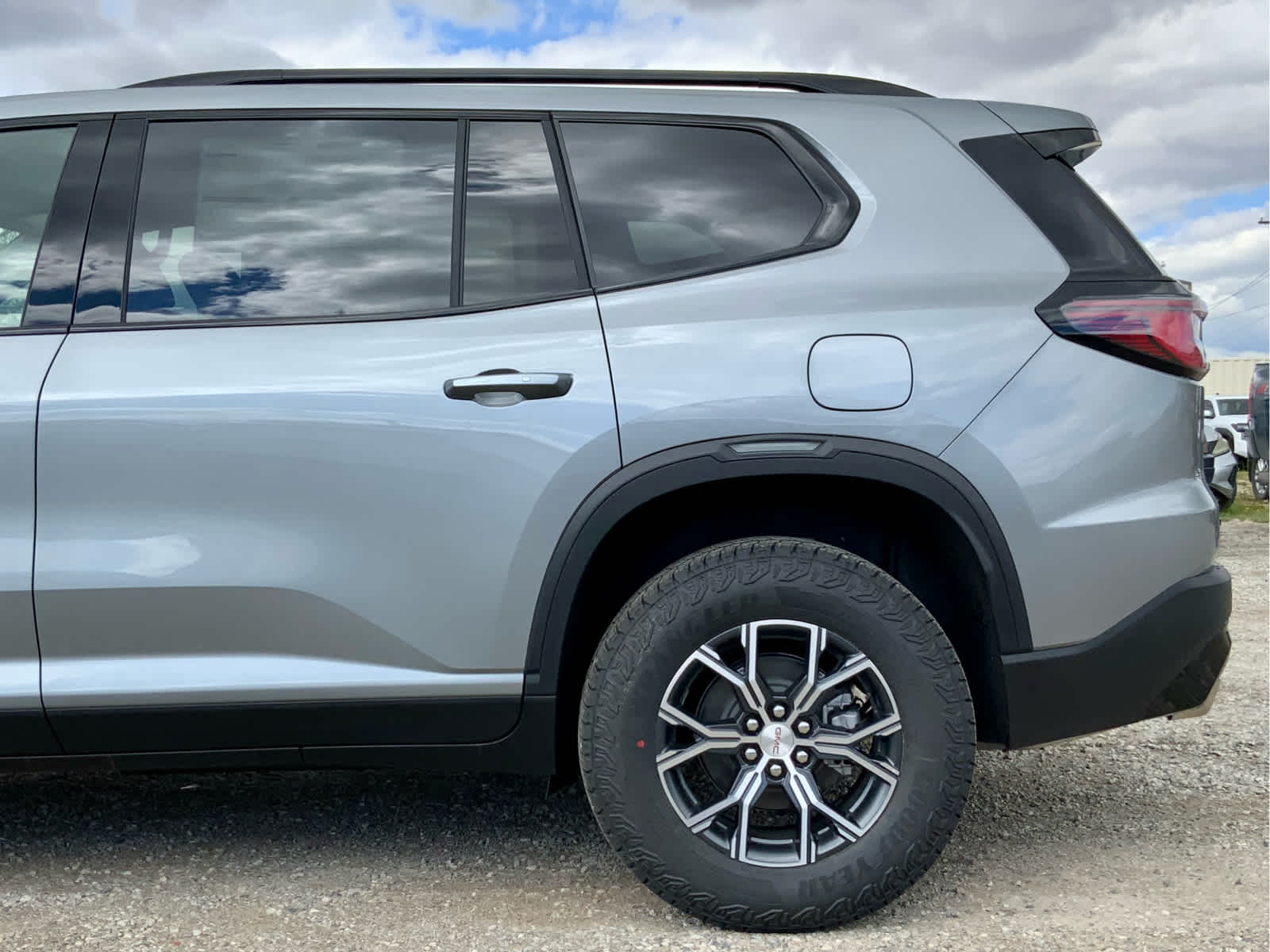 Thumbnail: 2026 GMC Acadia - 13