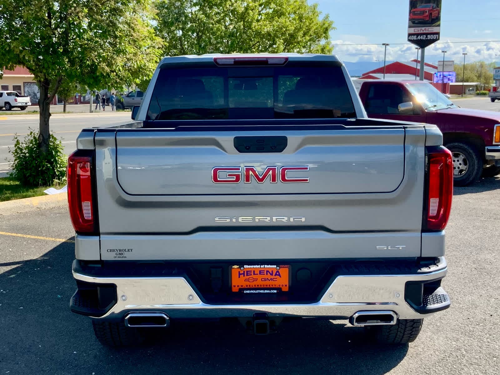 2025 GMC Sierra 1500 SLT 4