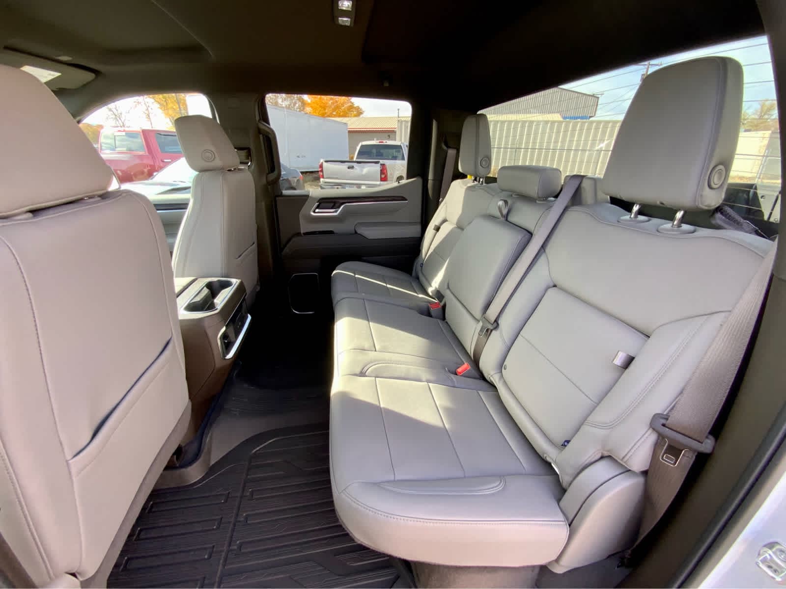 Thumbnail: 2026 GMC Sierra 1500 - 32