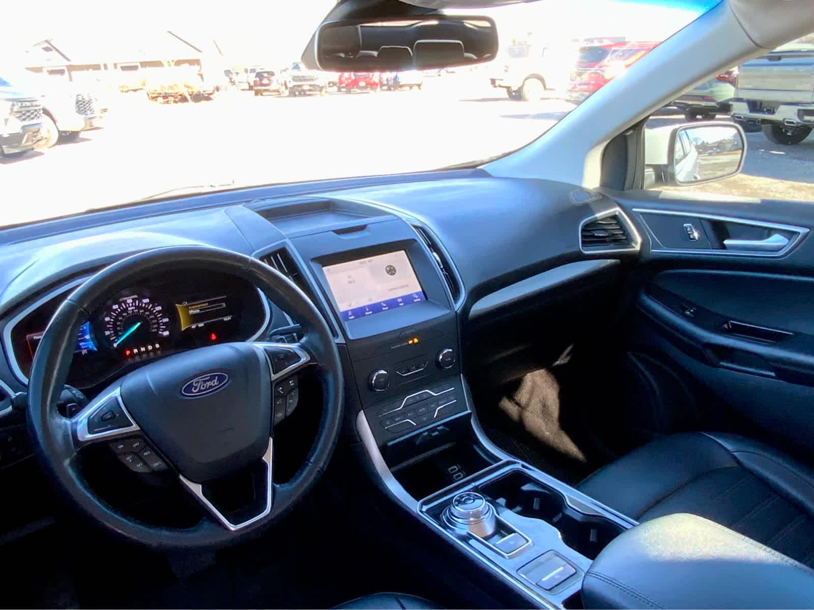 Thumbnail: 2020 Ford Edge - 32