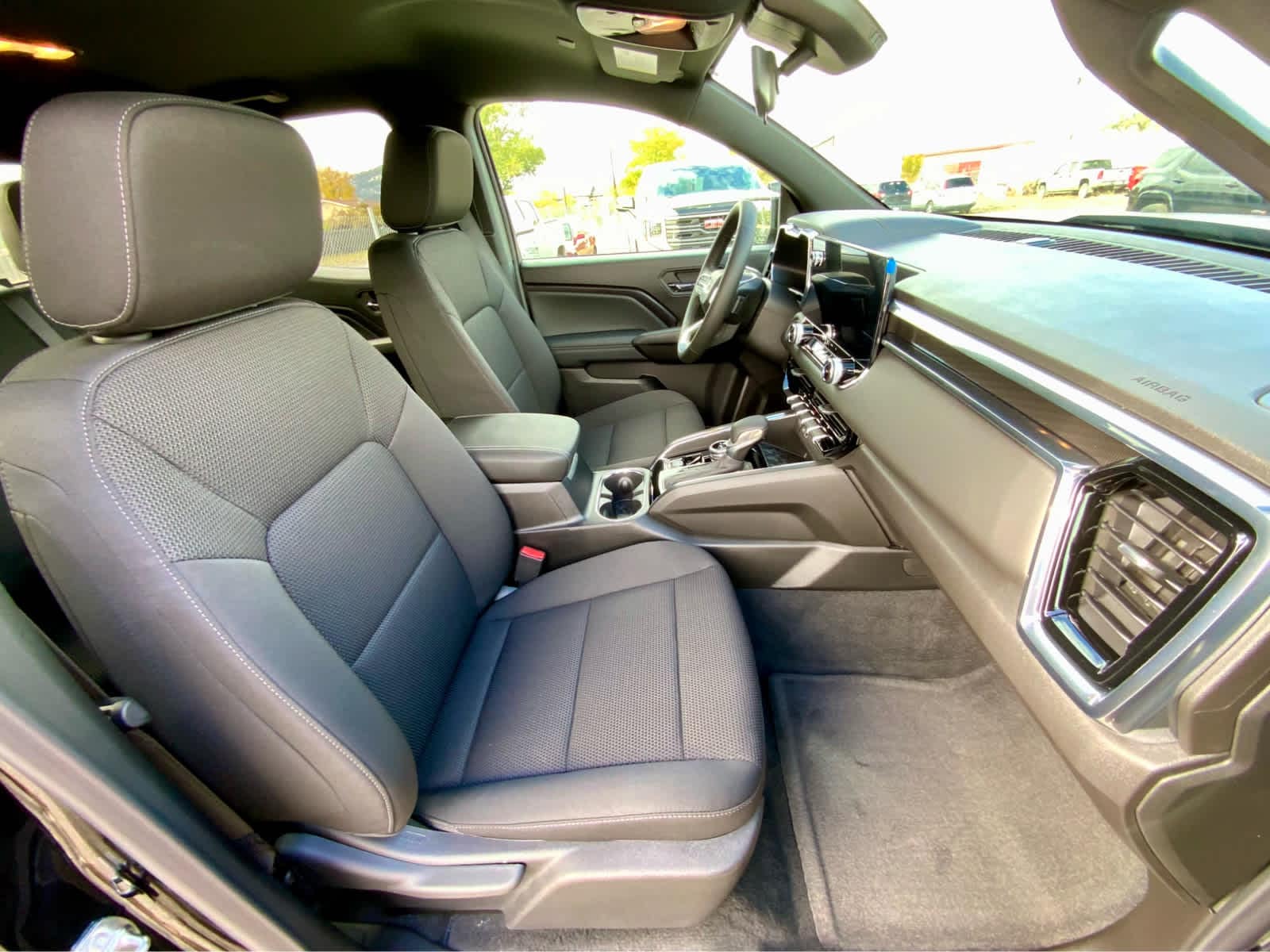 Thumbnail: 2026 GMC Canyon - 25