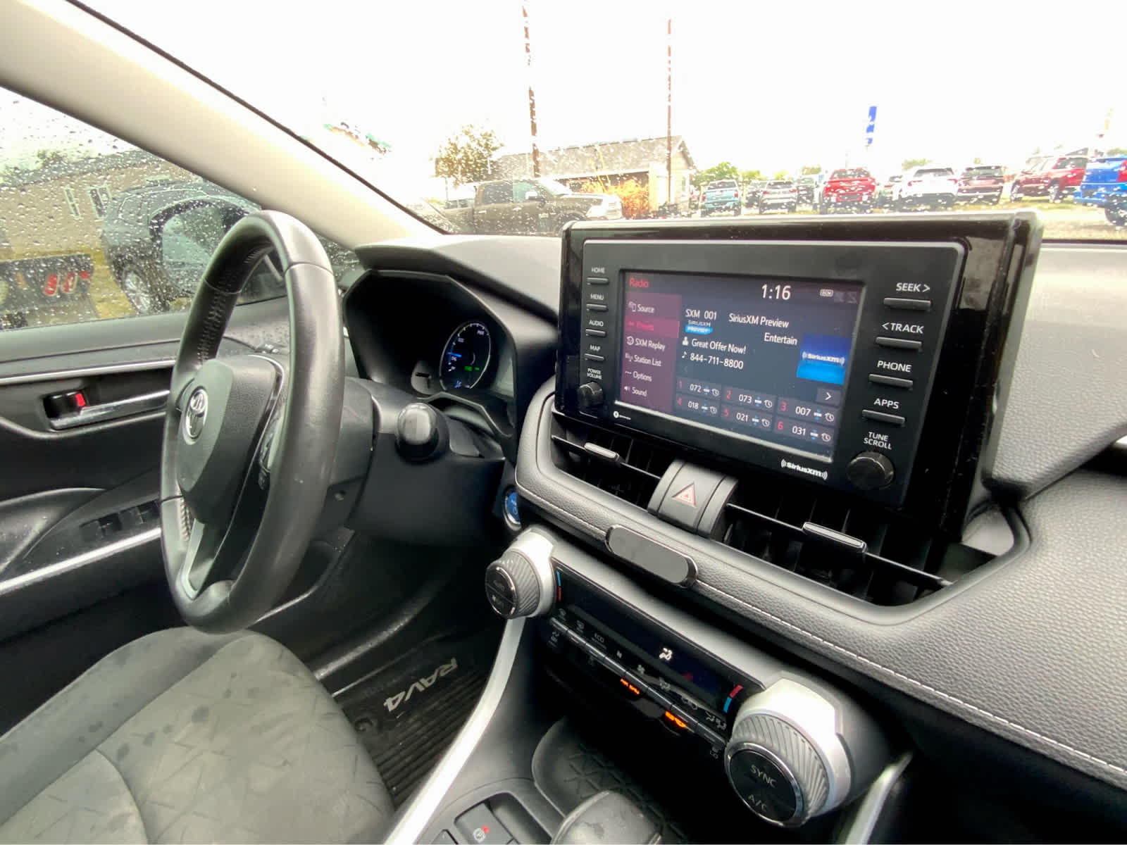 Thumbnail: 2020 Toyota RAV4 - 44