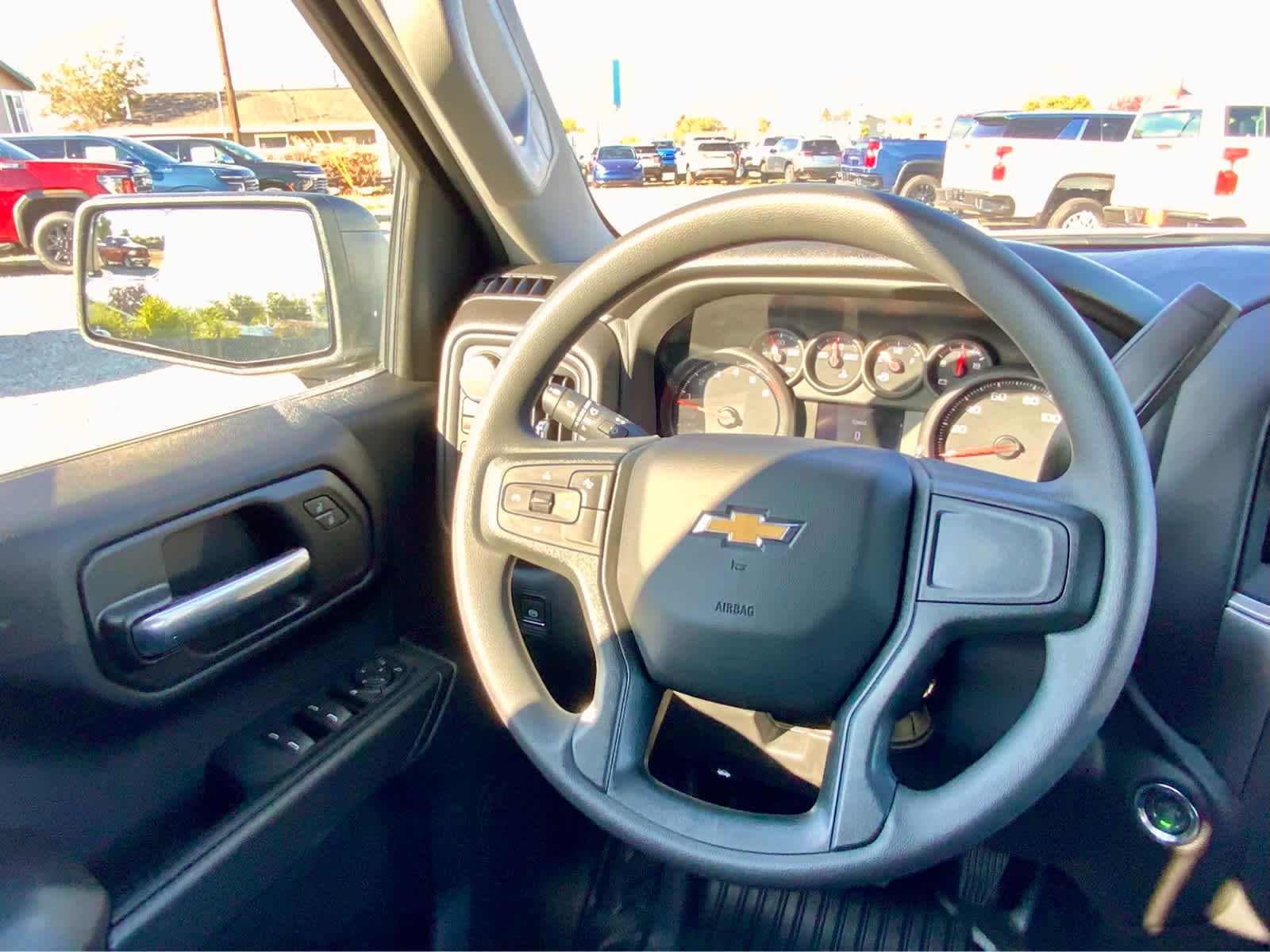 Thumbnail: 2026 Chevrolet Silverado 1500 - 37