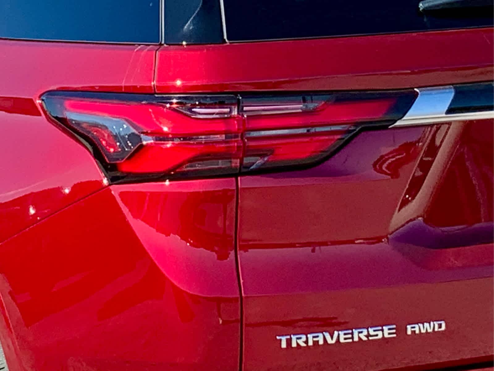 Thumbnail: 2023 Chevrolet Traverse - 13