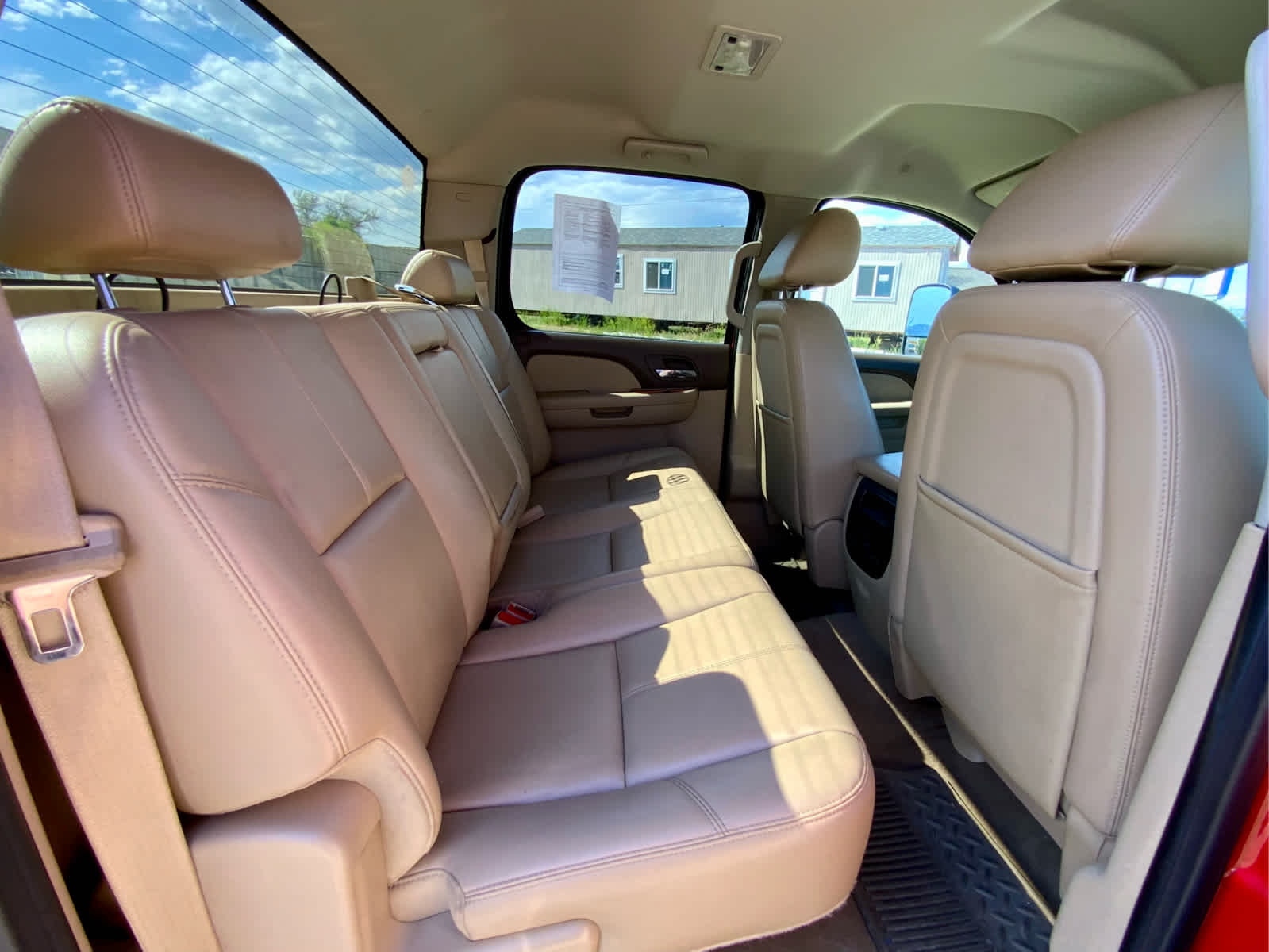 Thumbnail: 2011 GMC Sierra 2500 - 25