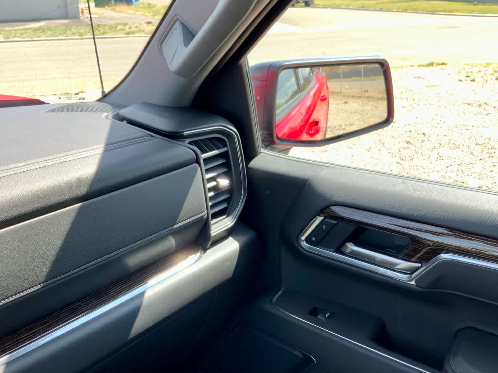 Thumbnail: 2025 GMC Sierra 1500 - 38