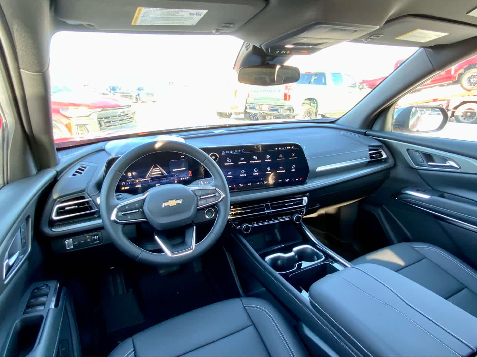 Thumbnail: 2026 Chevrolet Traverse - 33