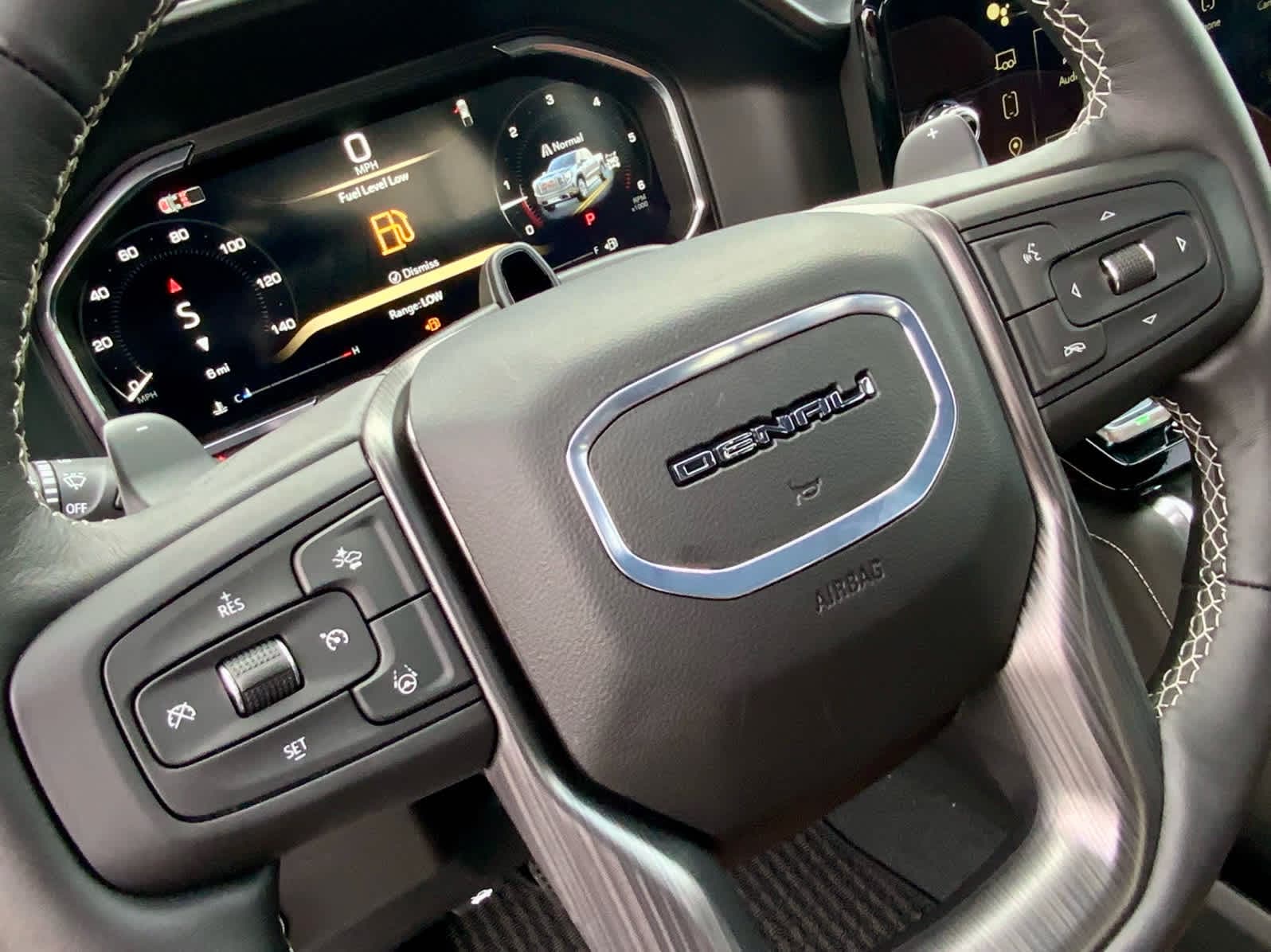 Thumbnail: 2026 GMC Sierra 1500 - 42