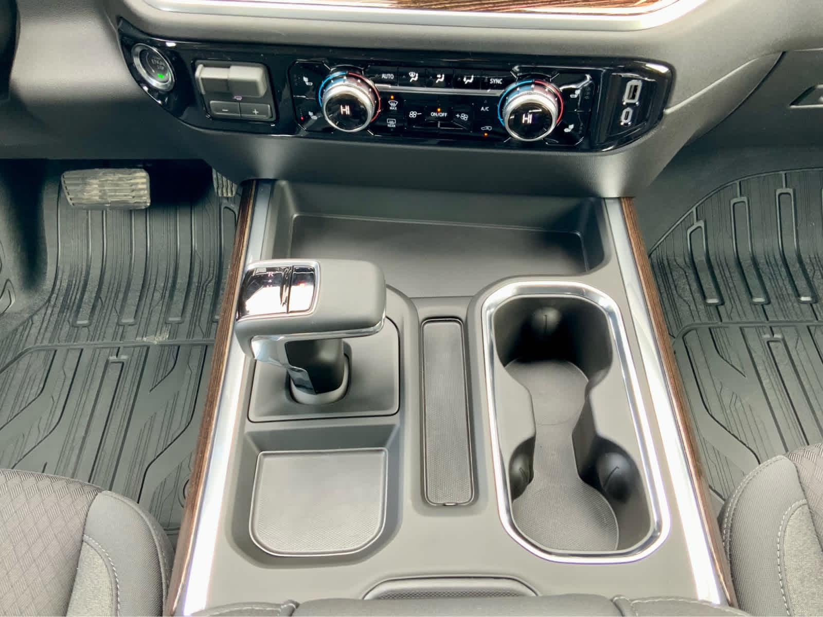 Thumbnail: 2026 GMC Sierra 1500 - 47