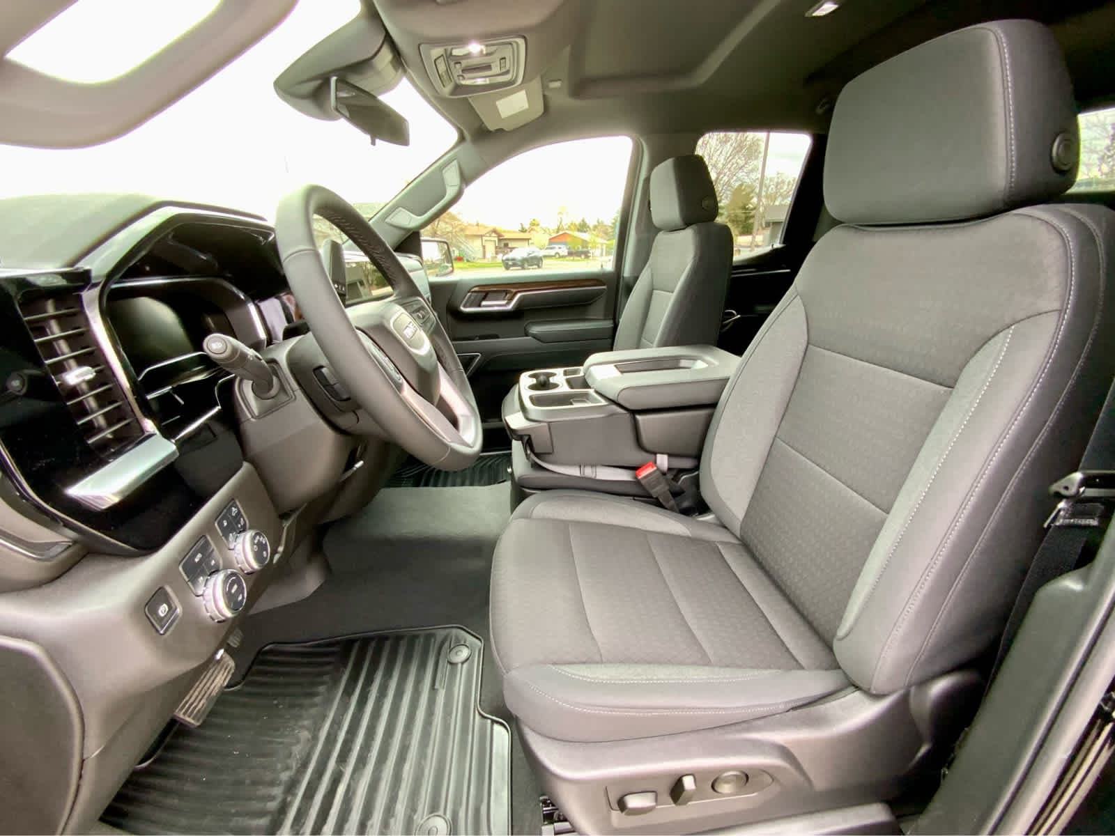 Thumbnail: 2025 GMC Sierra 1500 - 28