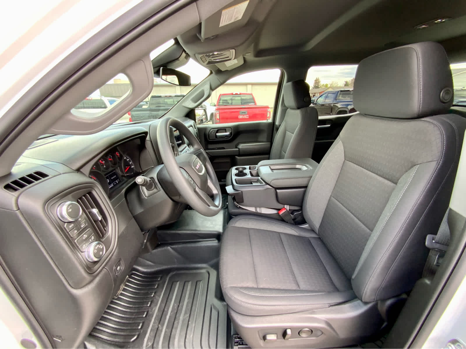 Thumbnail: 2026 GMC Sierra 1500 - 25