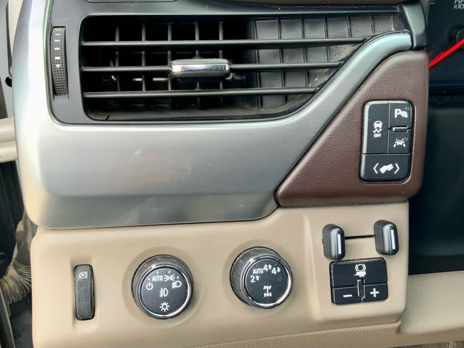 Thumbnail: 2020 Chevrolet Tahoe - 47