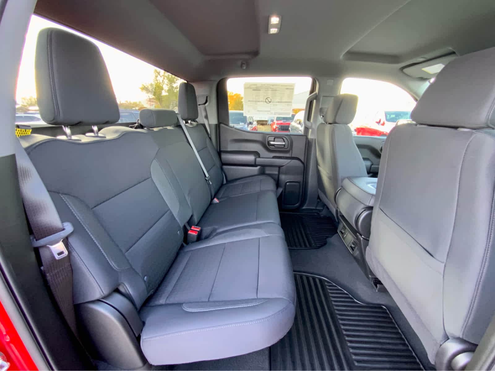 Thumbnail: 2026 Chevrolet Silverado 1500 - 32