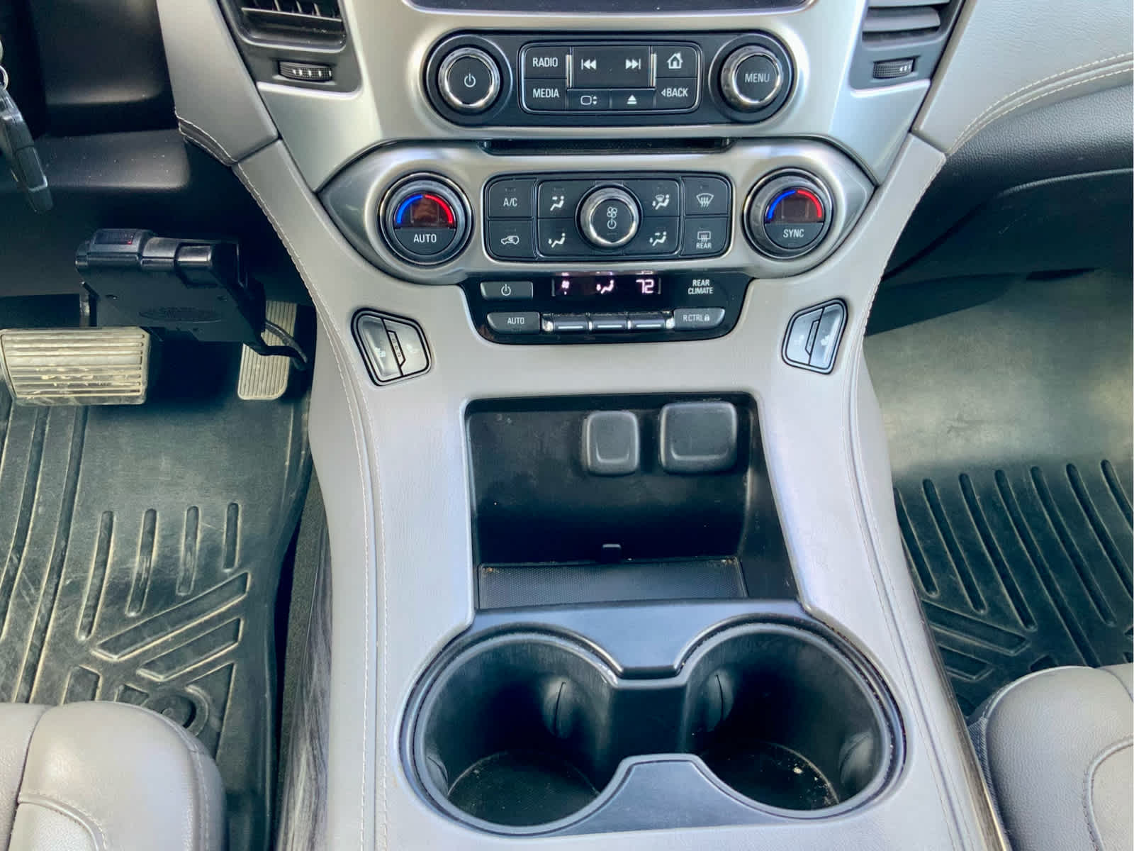 Thumbnail: 2017 Chevrolet Suburban - 46