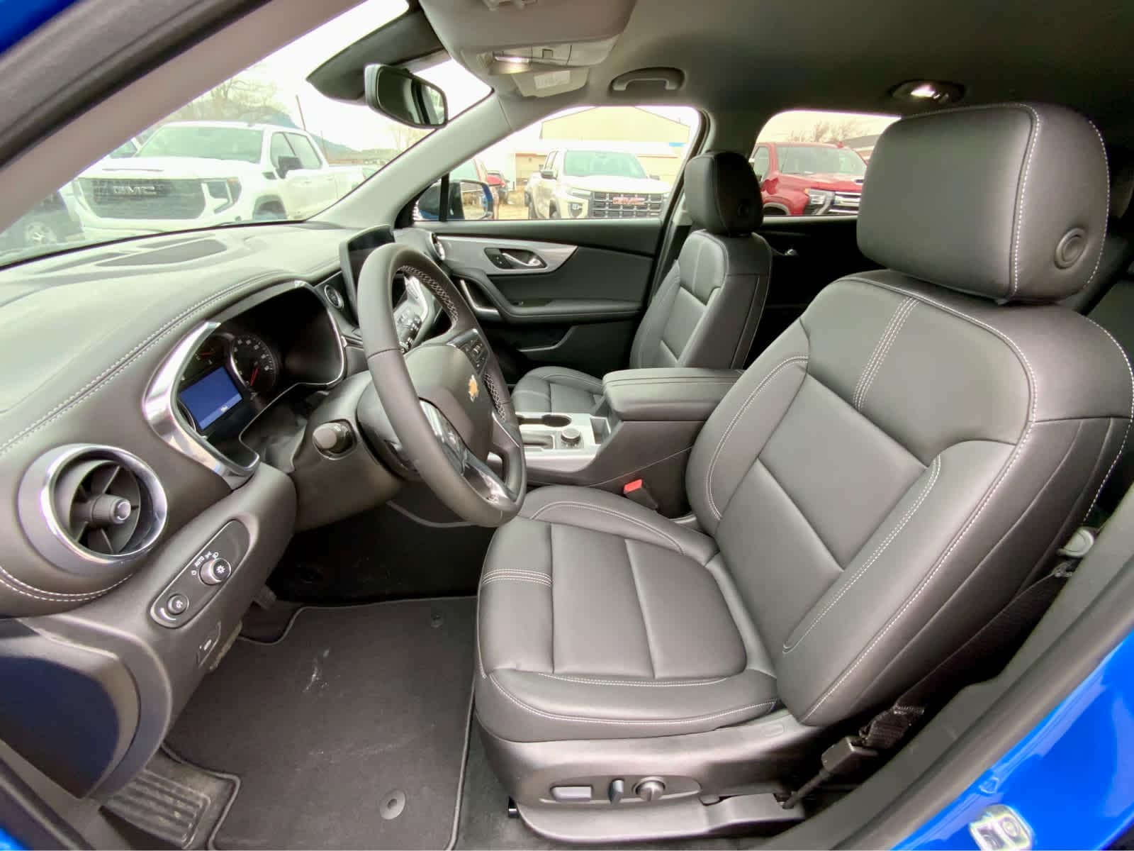 Thumbnail: 2025 Chevrolet Blazer - 24