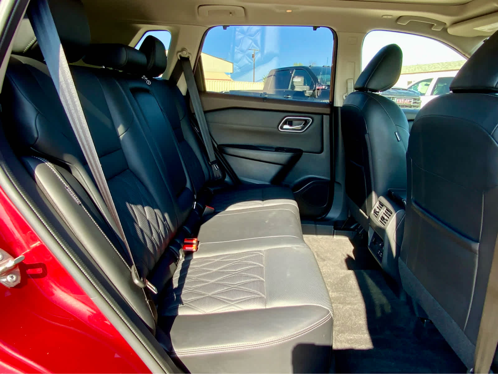 Thumbnail: 2023 Nissan Rogue - 27