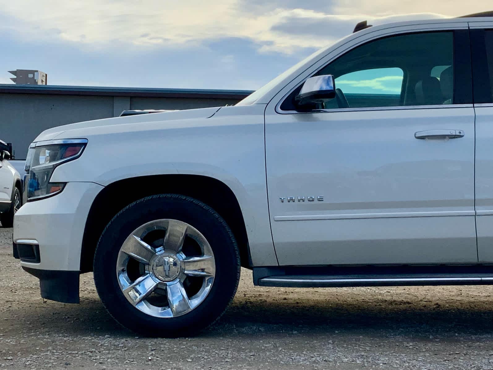Thumbnail: 2015 Chevrolet Tahoe - 10