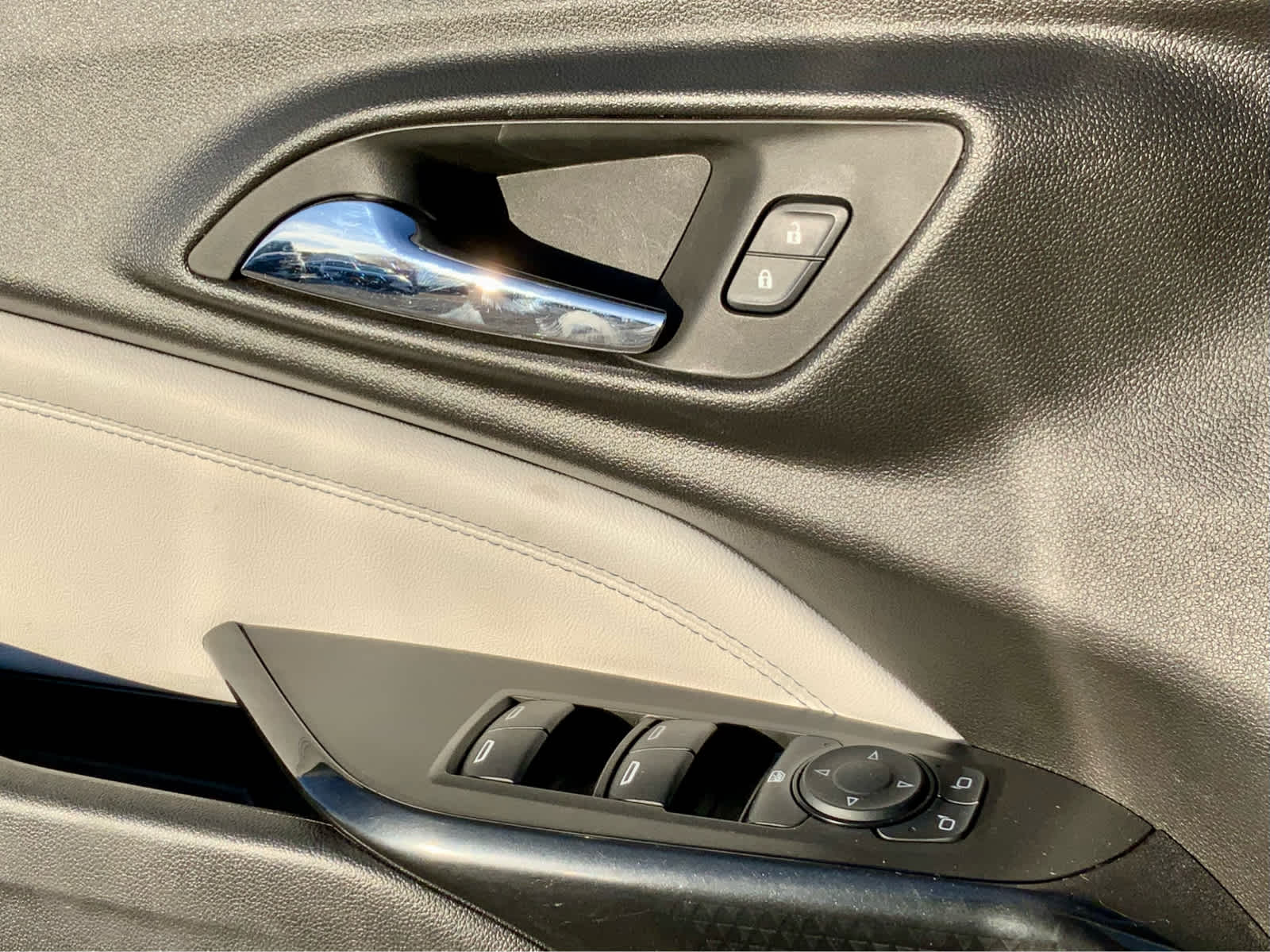 Thumbnail: 2025 Chevrolet Trax - 45