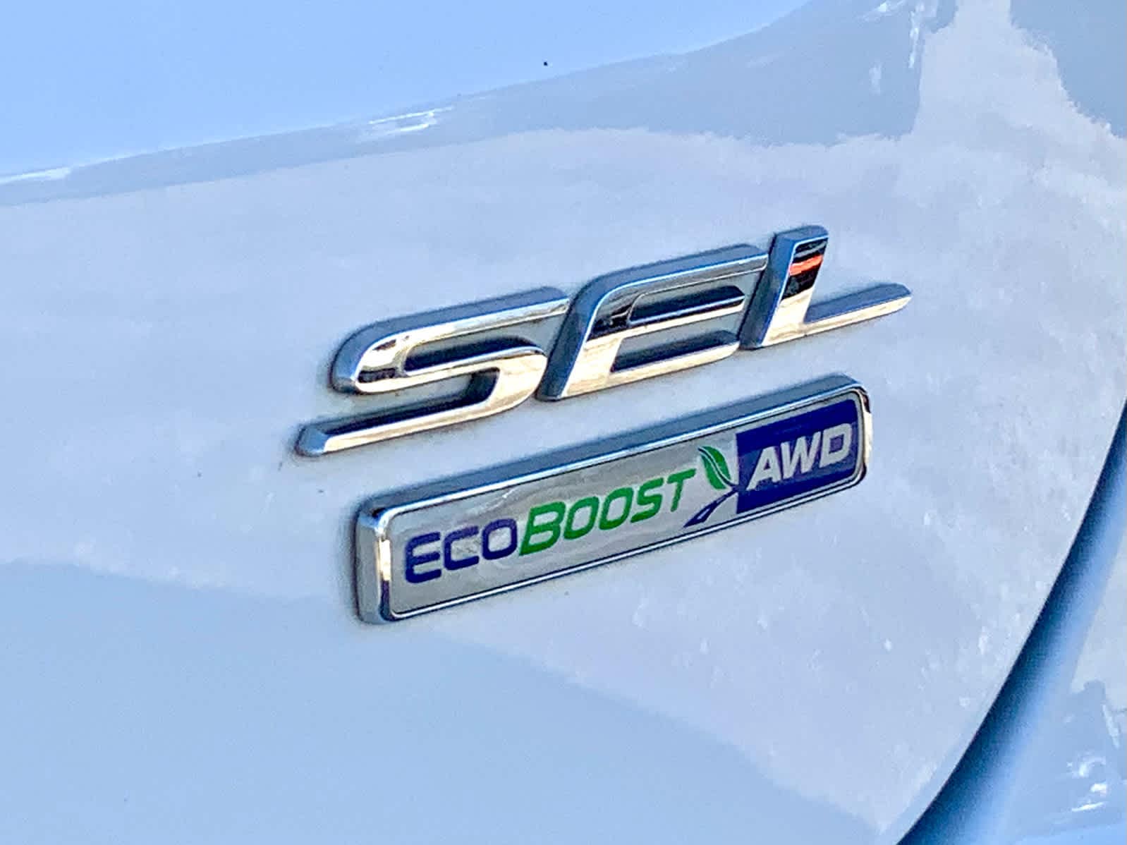 Thumbnail: 2020 Ford Edge - 17