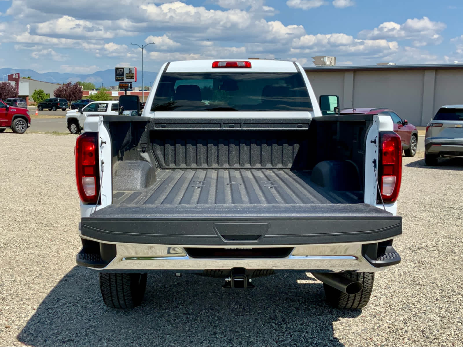 Thumbnail: 2025 GMC Sierra 3500 - 19