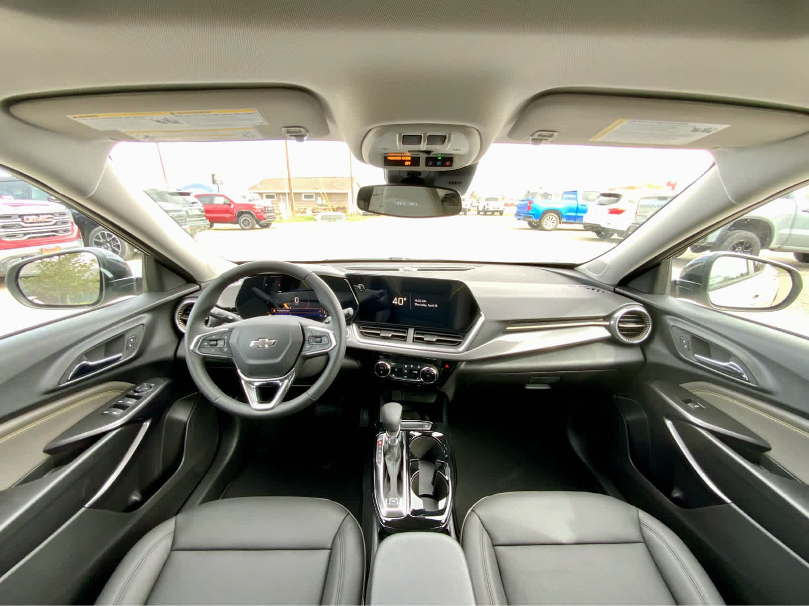 Thumbnail: 2026 Chevrolet Trax - 31