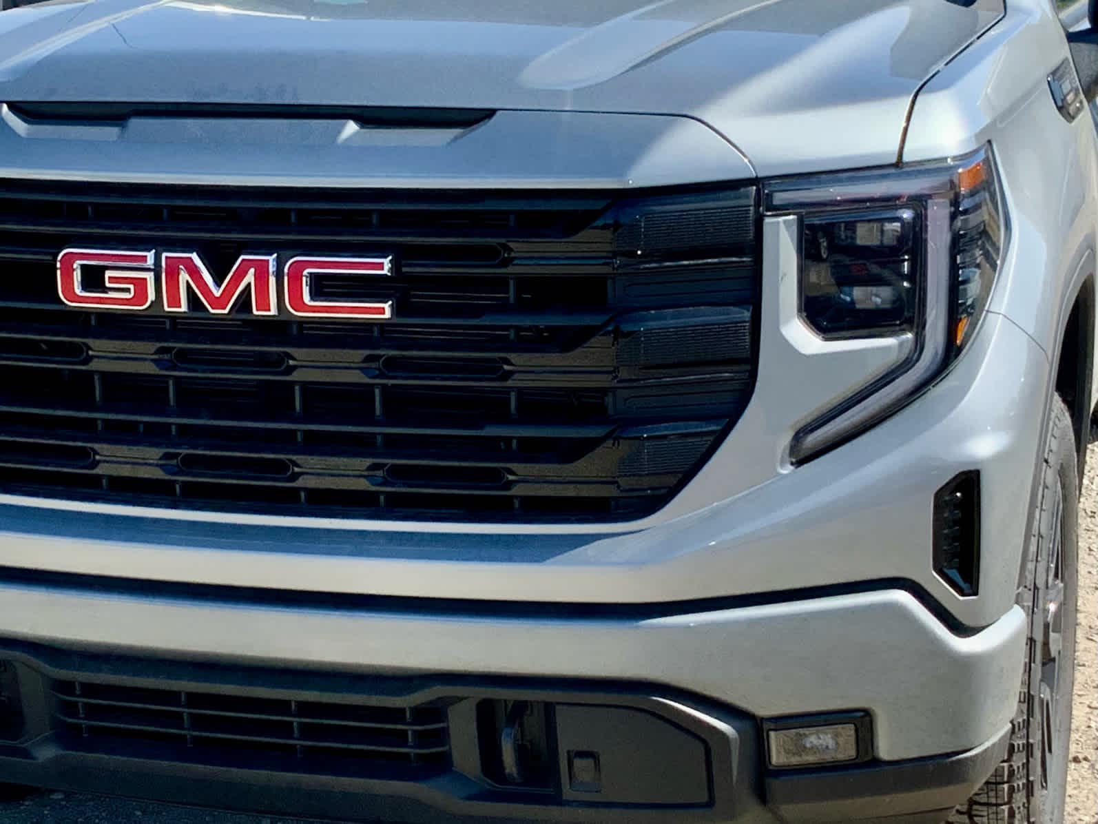 Thumbnail: 2026 GMC Sierra 1500 - 14
