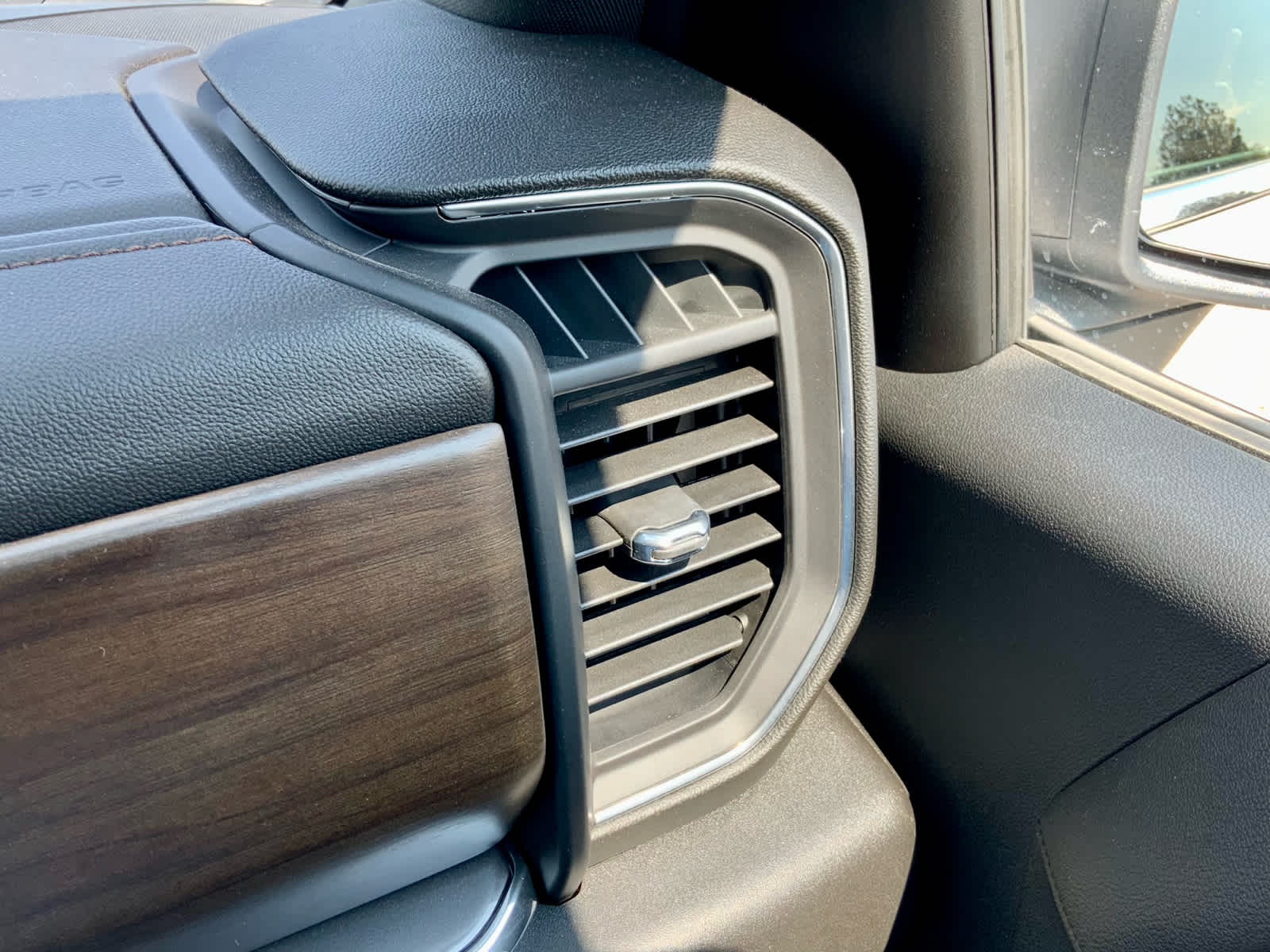 Thumbnail: 2024 Chevrolet Silverado 1500 - 50