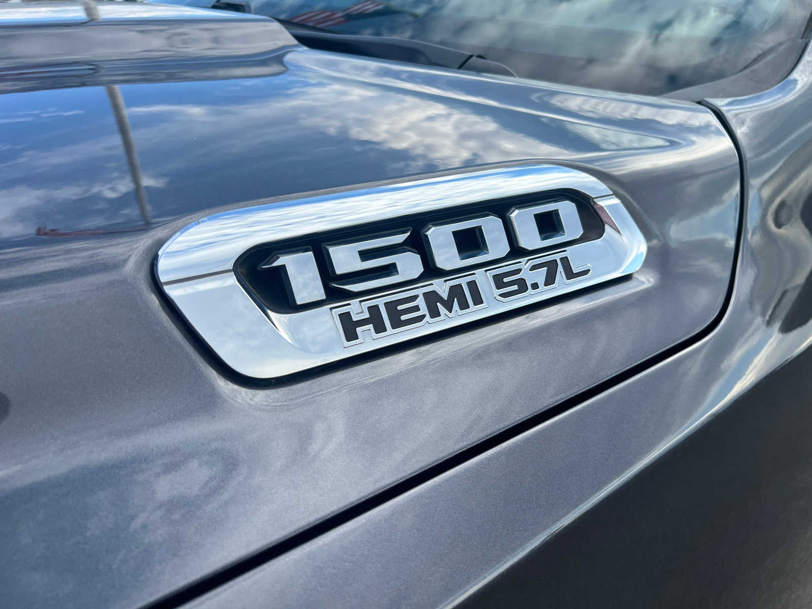 2020 RAM 1500 Laramie 7