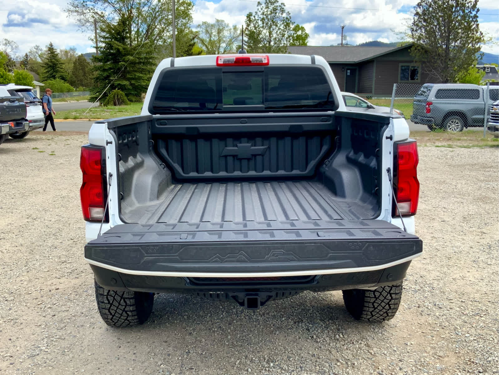 Thumbnail: 2026 Chevrolet Colorado - 21