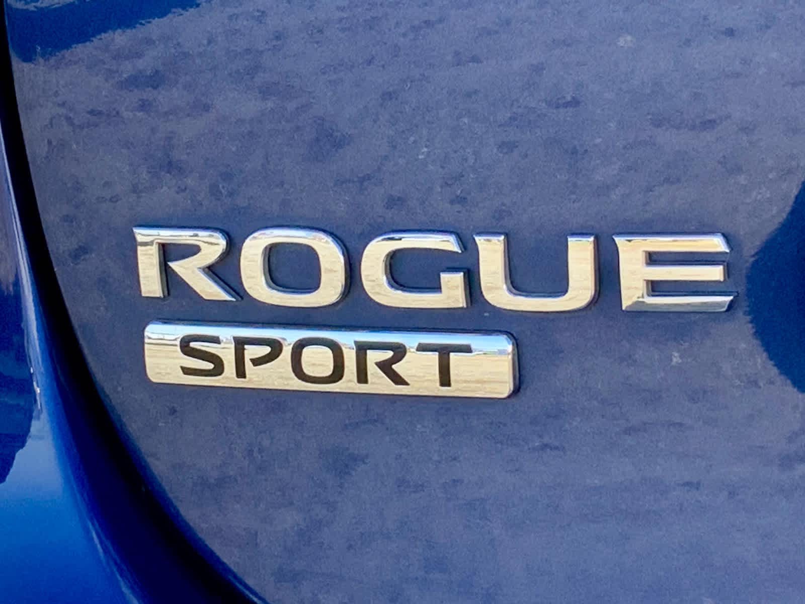 Thumbnail: 2022 Nissan Rogue Sport - 21