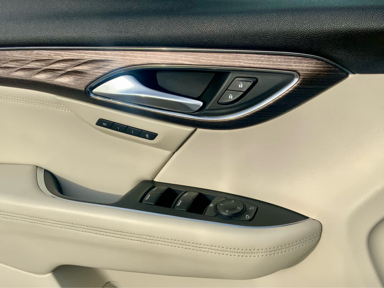 Thumbnail: 2022 Buick Envision - 46