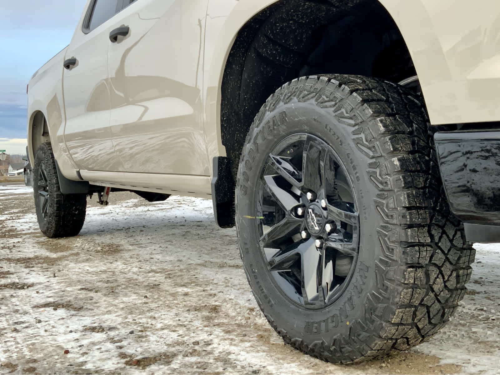 Thumbnail: 2026 Chevrolet Silverado 1500 - 16