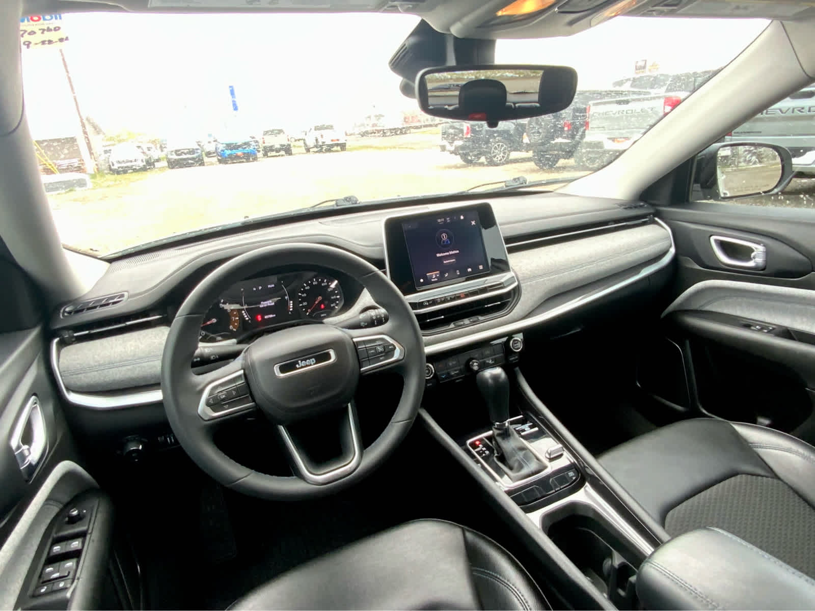 Thumbnail: 2022 Jeep Compass - 30