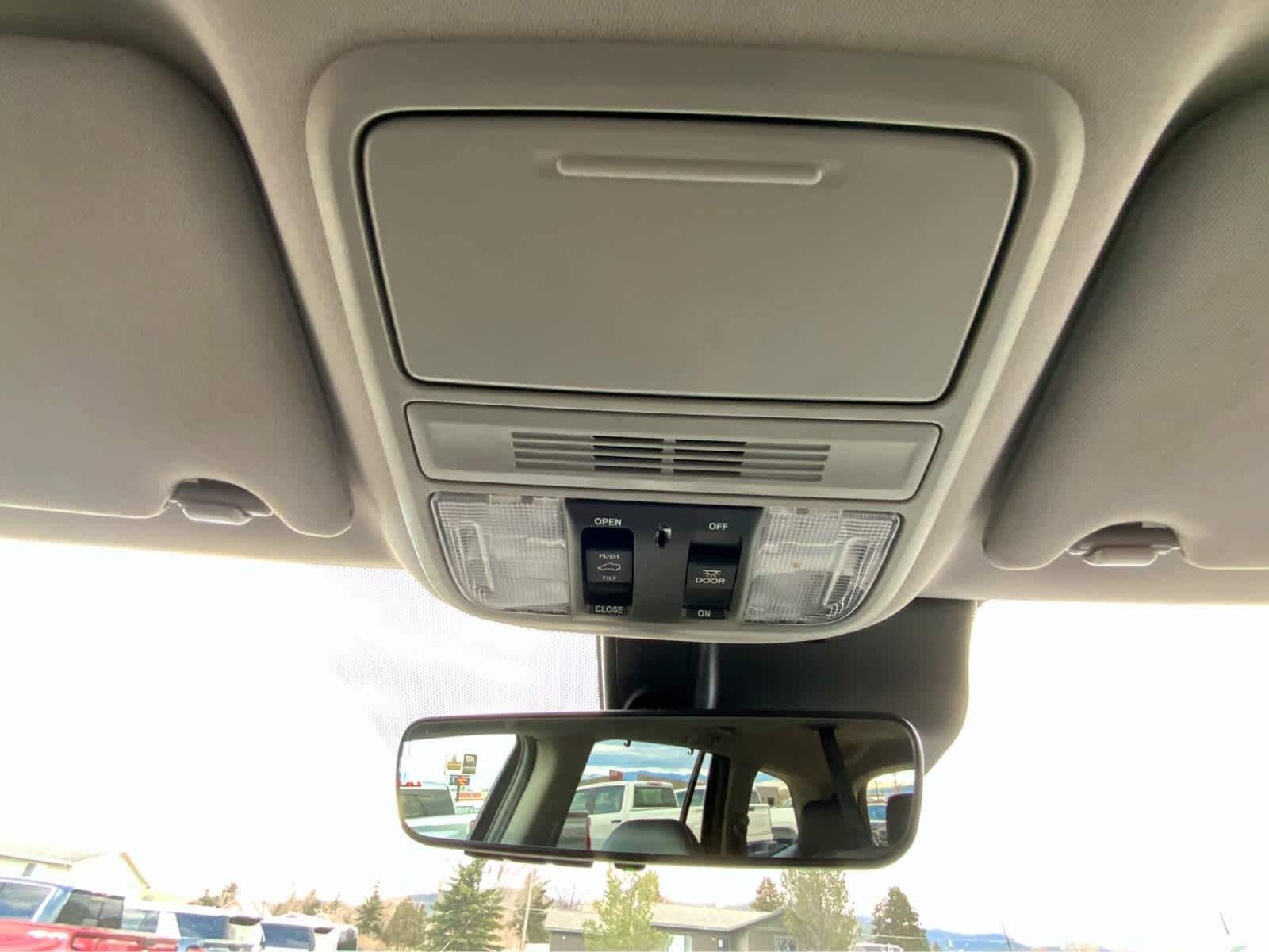 Thumbnail: 2022 Honda Pilot - 46