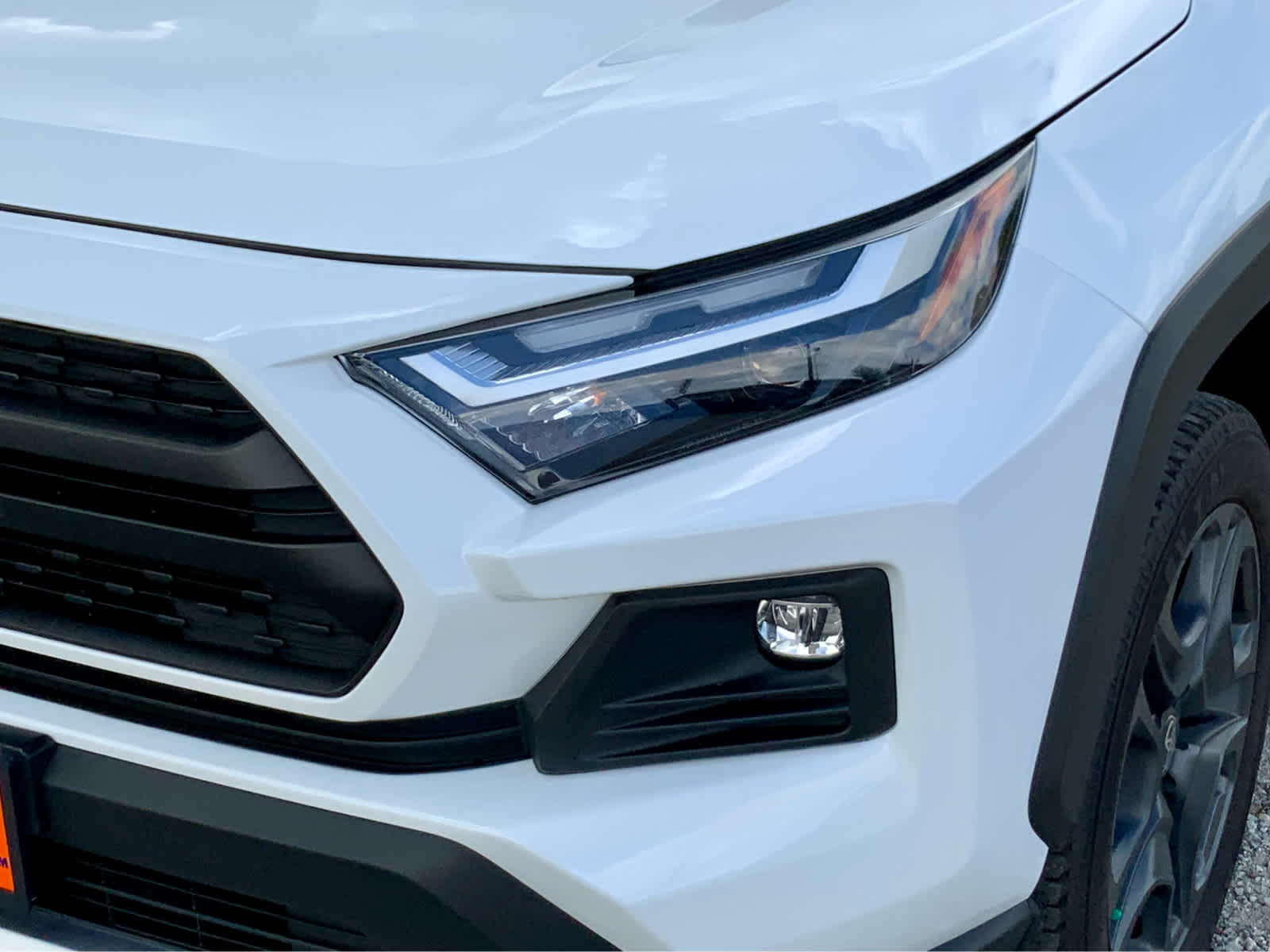 Thumbnail: 2022 Toyota RAV4 - 15