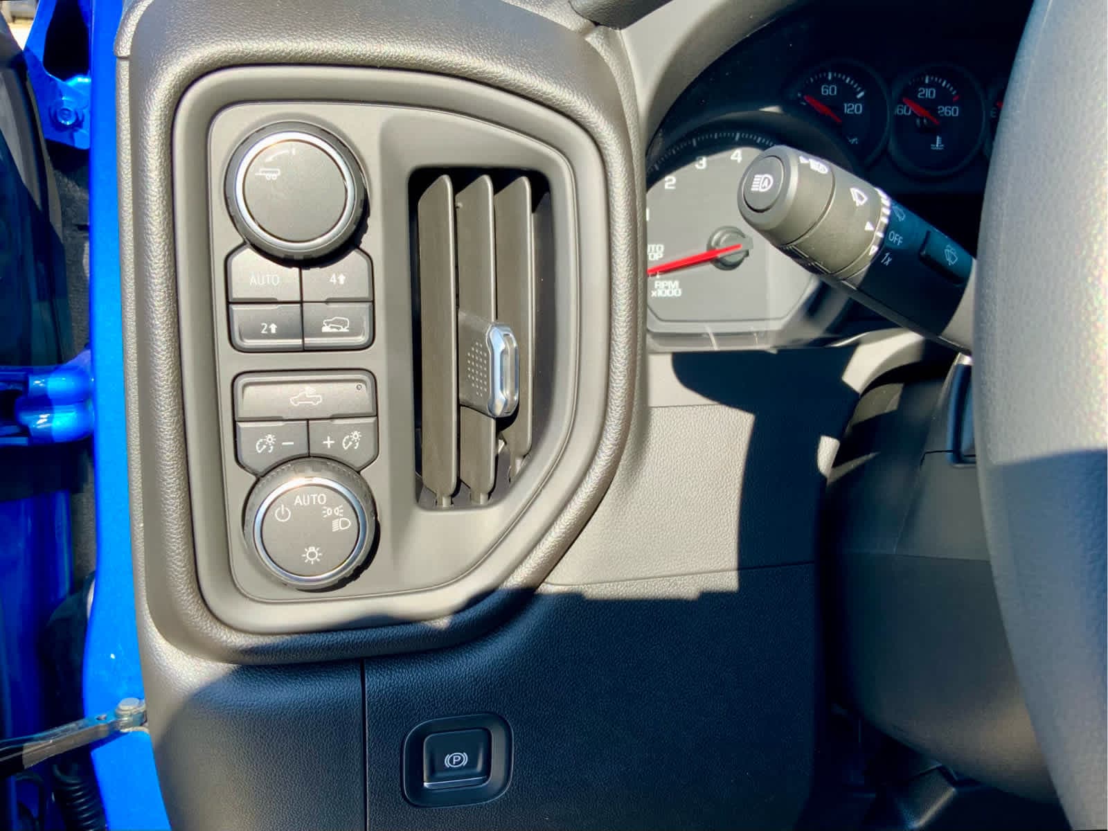 Thumbnail: 2026 Chevrolet Silverado 1500 - 49