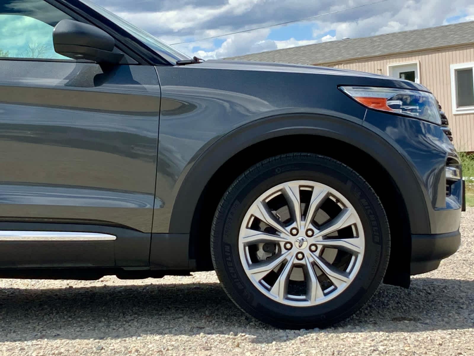 Thumbnail: 2020 Ford Explorer - 13