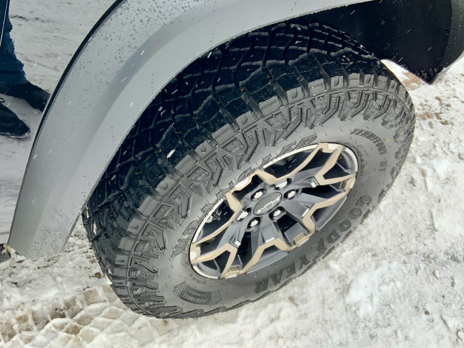 Thumbnail: 2026 Chevrolet Colorado - 16