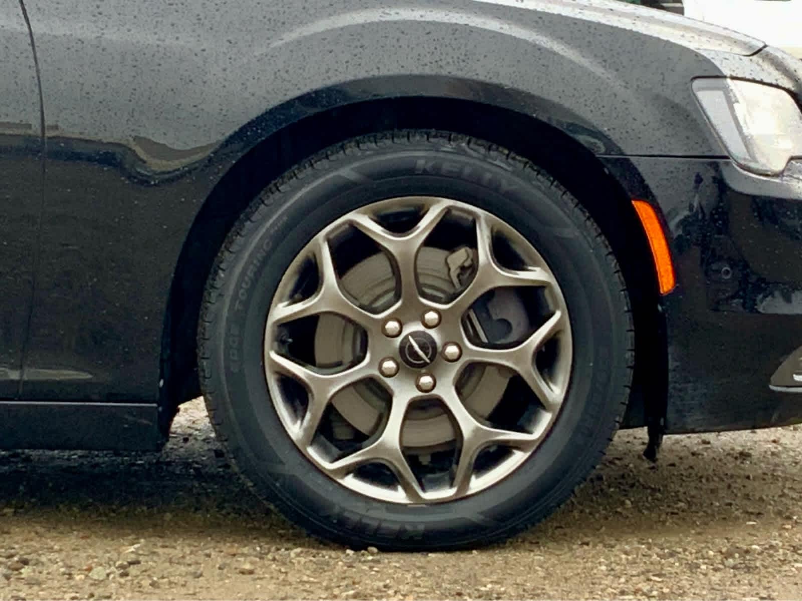 Thumbnail: 2017 Chrysler 300 - 16