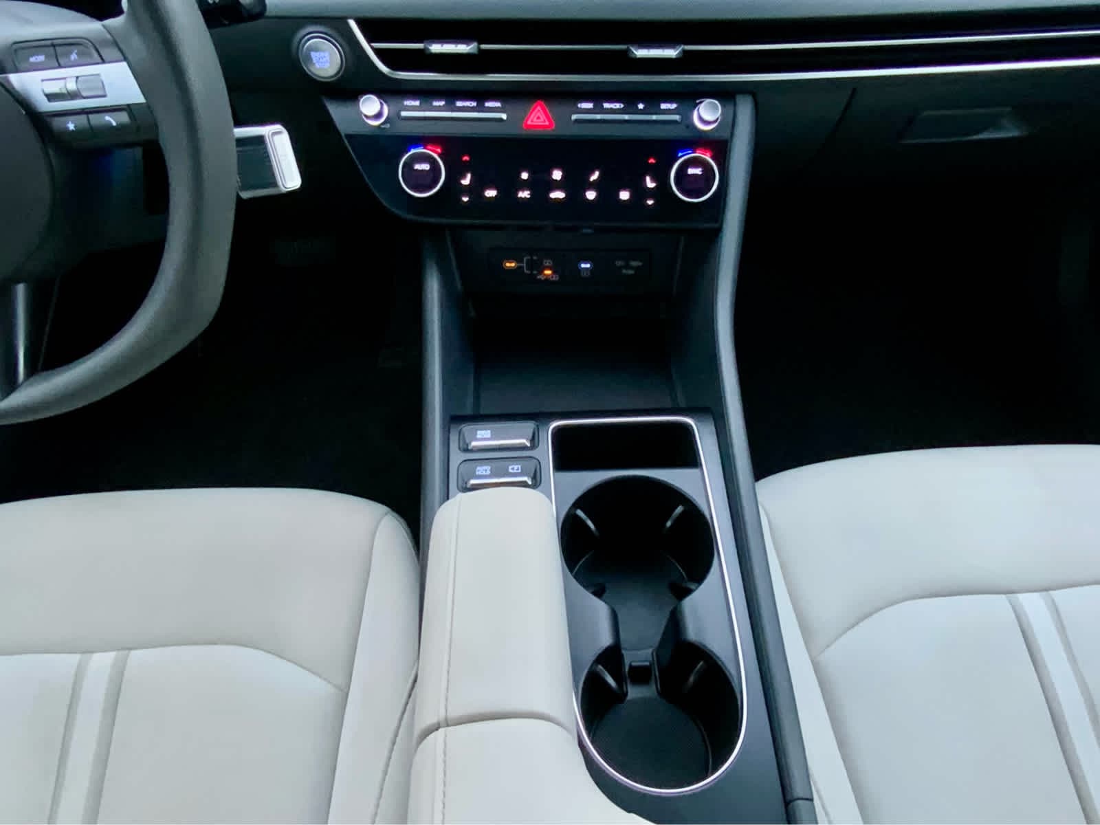 Thumbnail: 2024 Hyundai Sonata - 43