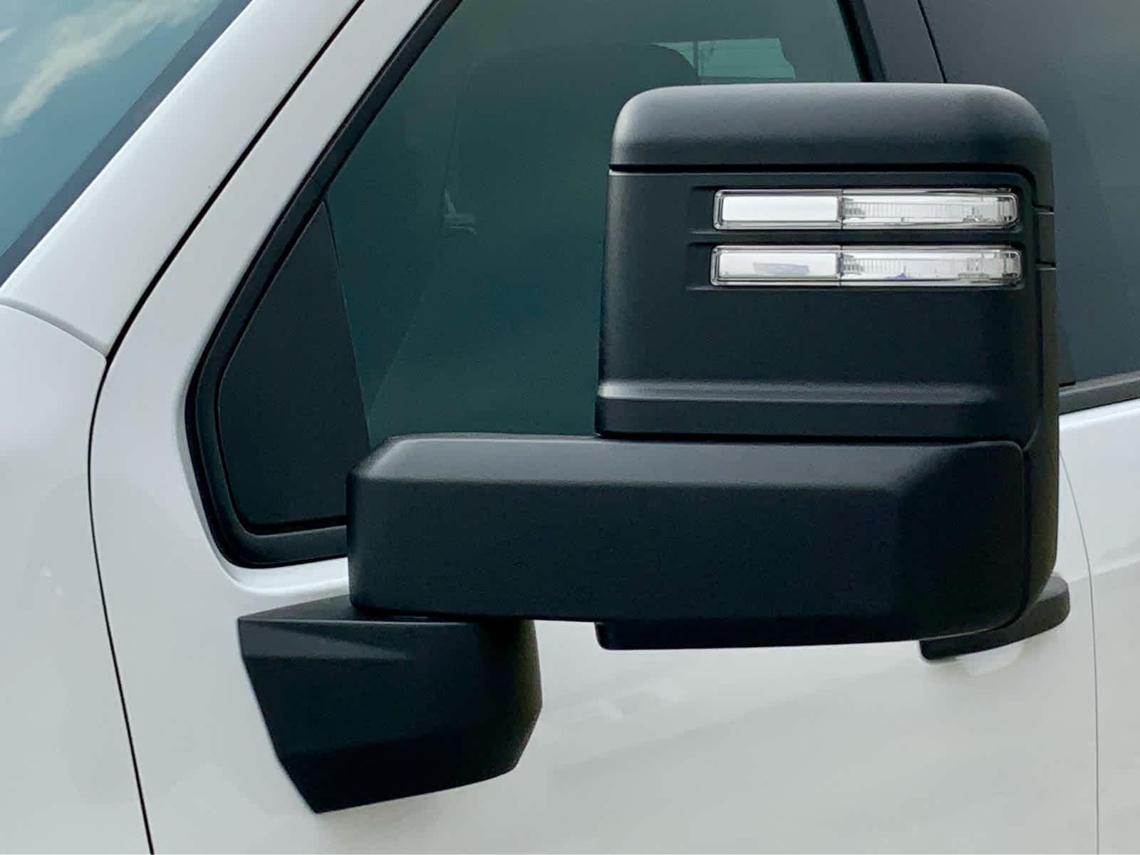 Thumbnail: 2025 Chevrolet Silverado 3500 - 20