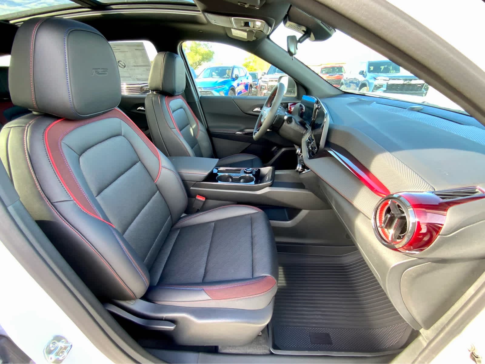 Thumbnail: 2026 Chevrolet Equinox - 28