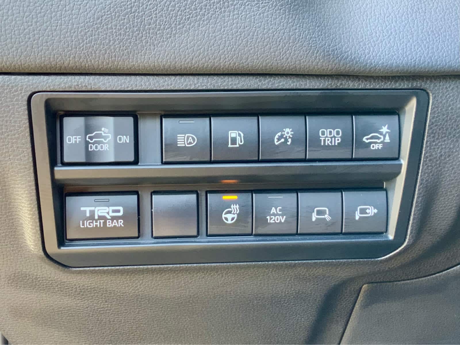 Thumbnail: 2023 Toyota Tundra - 48