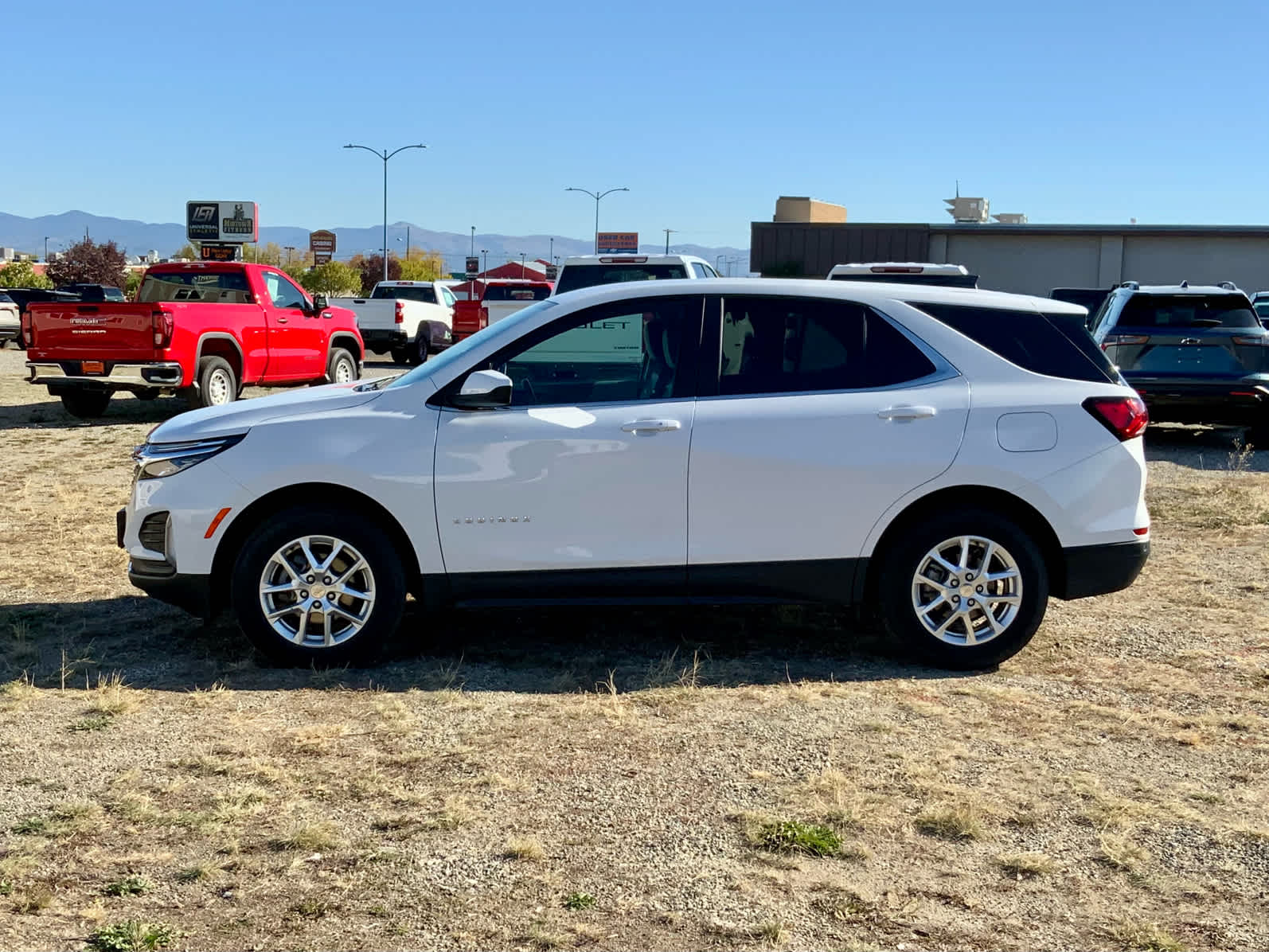 Thumbnail: 2024 Chevrolet Equinox - 2